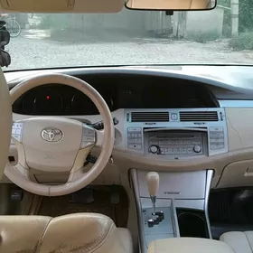 Toyota Avalon 2005