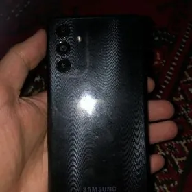 Samsung A04s