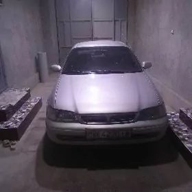 Toyota Carina 1993