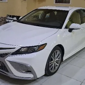 Toyota Camry 2022
