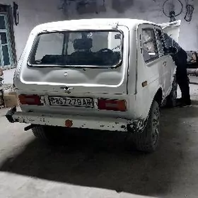 Lada Niva 1988