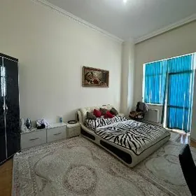 Moskowskiy elitka 4 kom satlyk