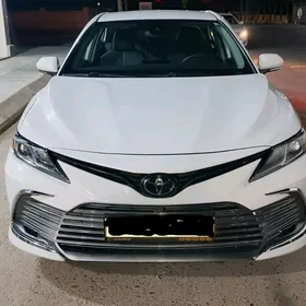 Toyota Camry 2023