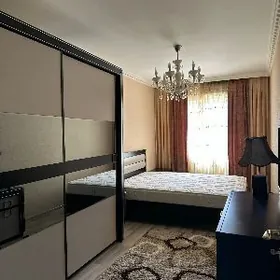 АРЕНДА, 10-МКР, 5-КОМН.