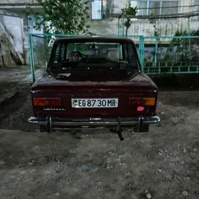 Lada 2104 1985
