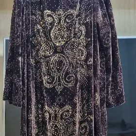 Gon̈ur güllu gaşly pombarh