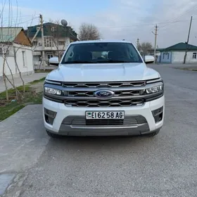 Ford Expedition 2022