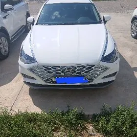 Hyundai Sonata 2021