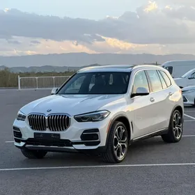 BMW X5 2021