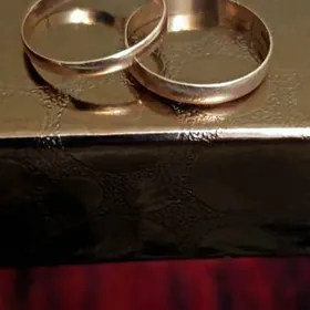 gyzyl obrucalka nika yuzuk