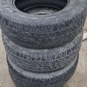 265/65R17 land cruiser prado