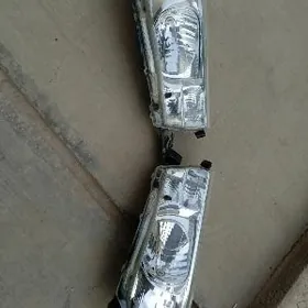 Hilux öňki faralar