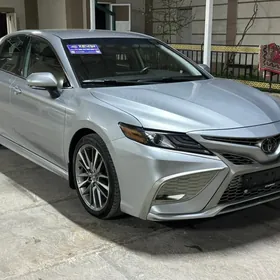 Toyota Camry 2023