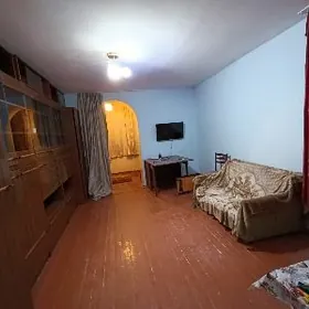 СРОЧНО 30 МКР 1 В 2 КОМ 2 ЭТАЖ