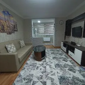 АРЕНДА ЦЕНТР 1 В 2 КОМ 1 ЭТ