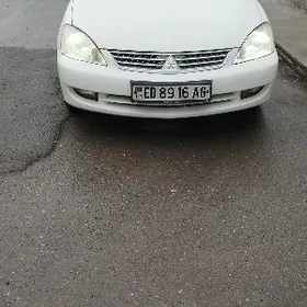 Mitsubishi Lancer 2011