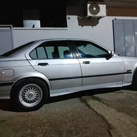 BMW 325 1992