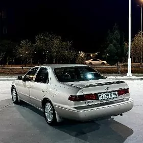 Toyota Camry 2000
