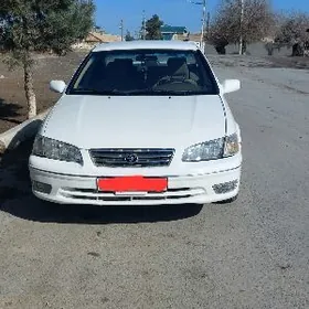 Toyota Camry 1999