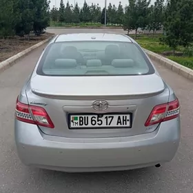 Toyota Camry 2010