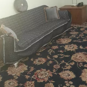 Eýesi: 1mkr 1et 2kom Lälezar