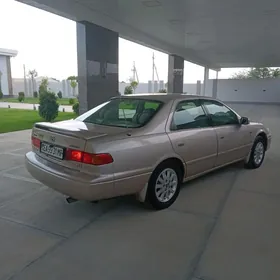 Toyota Camry 1999