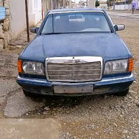 Mercedes-Benz 500SEL 1990