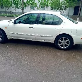 Nissan Maxima 2002