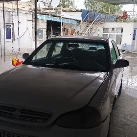 Kia Credos/Clarus 1999