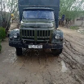 Zil 130 1990