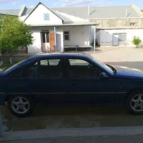 Opel Omega 1992