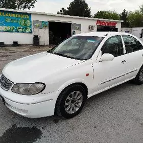 Nissan Sunny 2004