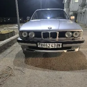BMW E34 1990