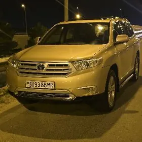 Toyota Highlander 2011