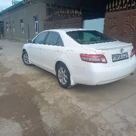 Toyota Camry 2010
