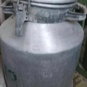 фляга молочная 38л