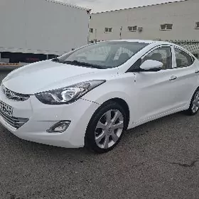Hyundai Elantra 2013