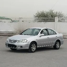 Nissan Sunny 2010