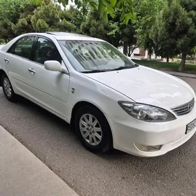 Toyota Camry 2005