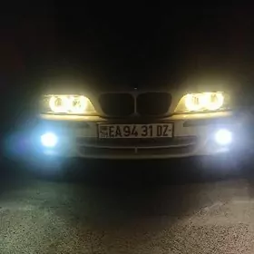 BMW E39 2001