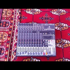 МИКШЕР ПУЛЬТ 1832