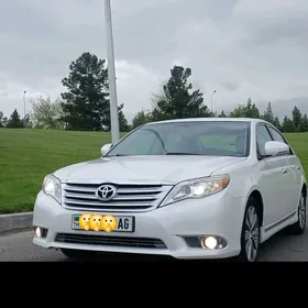Toyota Avalon 2011