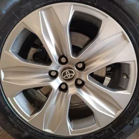 highlander 2022 xle diska