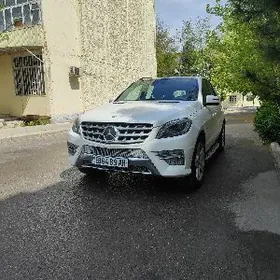Mercedes-Benz ML350 2012