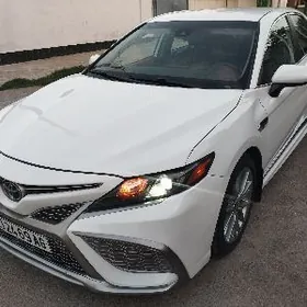 Toyota Camry 2022