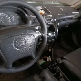 Opel Astra 1996