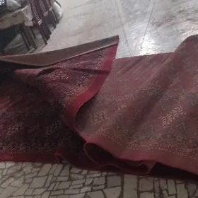 продам туркменские ковры