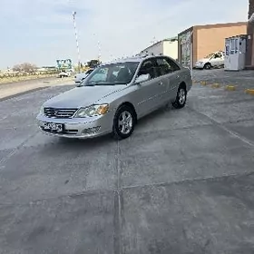 Toyota Avalon 2001