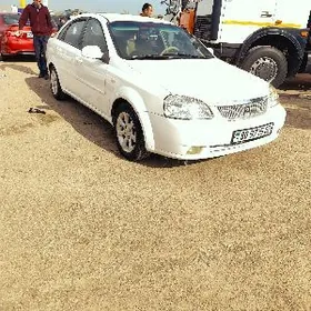 Daewoo Lacetti 2005
