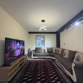 Bolgarka 3 komnat 2 etaž